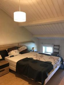 B&B / Chambres d'hotes La grange a Tissac : photos des chambres