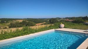 B&B / Chambres d'hotes La grange a Tissac : photos des chambres