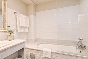 Hotels Hostellerie du Cigalou : photos des chambres