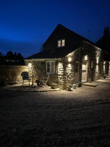 Cedar Cottage newly renovated cottage