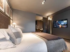 Dakota Manchester - 阿什顿下安林恩