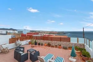 Olas De Plata - Gando