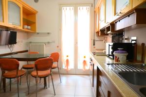 SE134 - Mondolfo, bilocale con balcone e garage