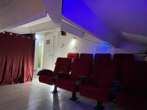 Villas Villa entiere piscine jacuzzi venelles : photos des chambres