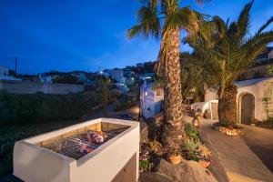 Old Vourvoulos Houses