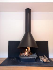 Beautiful 15th century villa on 30 acre estate, for families only