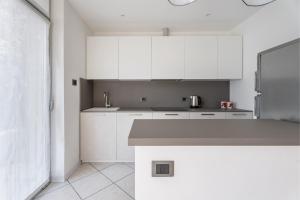 Chill & Vela Apartment - Lido di Riva