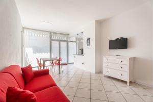 Chill & Vela Apartment - Lido di Riva