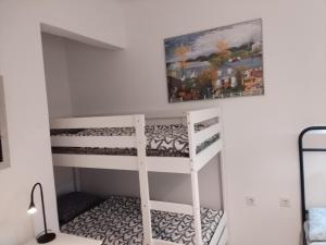 Apartment - Sleeps 8 - Pet friendly - Balcony