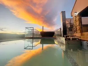 Clarens Grand Villa - Monantsa