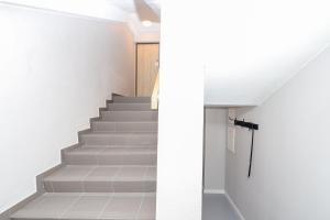 The Spinner Spot I Self Check-in I ᴄᴏʜᴏsᴛ