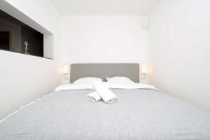 The Spinner Spot I Self Check-in I ᴄᴏʜᴏsᴛ