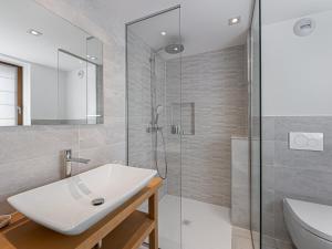 Chalet moderne et cosy avec jacuzzi, sauna et parking à Méribel - FR-1-565-1