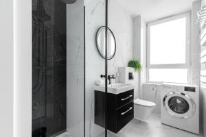 Glow - Idealny apartament dla par by Lion Apartments