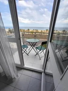 MM4-Apto en 1ª linea de playa - Mataró