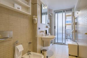 Superior Double or Twin Room with Hill View