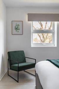 West London Apartment - Near Heathrow & Twickenham Rugby Stadium