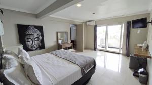 Phòng Gia Đình Giường Đôi (Family Double Room)