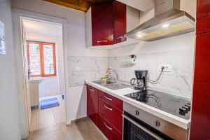 Apartment Sunset Hunić