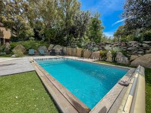 Maison en pierre - 6 personnes - piscine