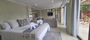 Buffalo Thorn Villa next to Kruger National Park