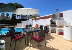 Villa Colômbia by FHR, piscina privada