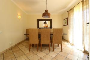 Villa Colômbia by FHR, piscina privada