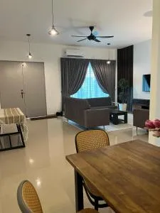 KUANTAN ARIEF's HOMESTAY - 关丹