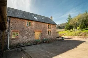 The Dairy - Cosy Countryside Escape - Llanrothal