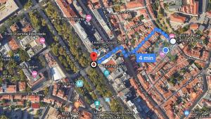 Quiet and Charming Home - with Yard, City Center