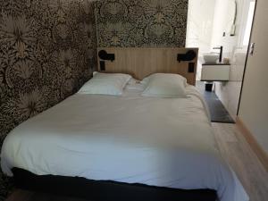 Hotels Hotel-Restaurant Logis l'Aubrac Laguiole : photos des chambres