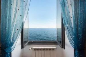 La Finestra sul Mare - Voltri