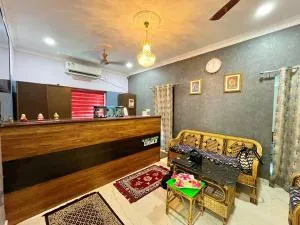 Magic Greens Hotel & Convention - Mohurli