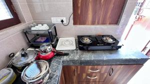 1RK flat with terrace Singhasth Homestay