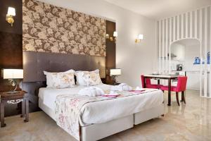 Deluxe Studio Apartment room in Grand Muthu Oura View Beach Club