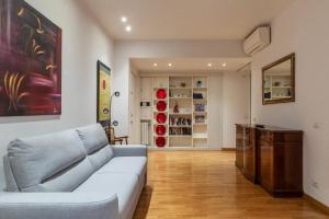 Apartment with terrace near Piazza Navona - FromHometoRome