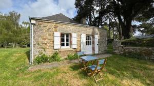 Maisons de vacances Gite de couple Cosy avec vue sur Chateau Tremohar - Golfe du Morbihan, 20 min de Vannes : photos des chambres