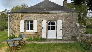 Maisons de vacances Gite de couple Cosy avec vue sur Chateau Tremohar - Golfe du Morbihan, 20 min de Vannes : Maison 1 Chambre