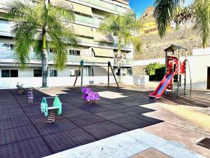 Pambnb - Chic Seaview Apartment with Gym & Kids Park