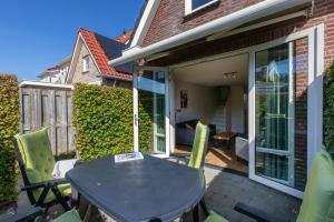 Vakantiehuis Domburg, rustig gelegen op loopafstand van strand - 3hvězdičkové hotely ve městě Domburg