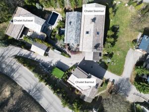 Chalets Le Hameau de Marcandou : Chalet SISIMIUT with private pool