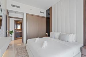 Coastal Elegance 1-Bedroom in Grand Bleu