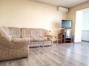 РЕАЛЬНАЯ Видовая студия Центр, Пассаж, Менора, Мост Сити, Мечникова, ЦУМ, 16 горбольница, пр Яворницкого Круглосуточный заезд Теплый пол