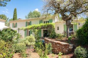 Villas Propriete d-exception - Piscine et Tennis : photos des chambres