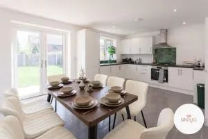 Cozy & Luxurious Manchester Retreat, Ideal for Contractors and Long Stays - 登顿