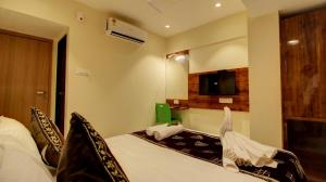 Hotel Sapphire Inn Residency