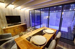 Campings Vallee de Pratmeur : Suite avec Piscine Privée