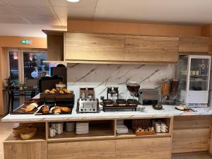 Spacious Double Room room in Hotel Spa Restaurant Le Provence