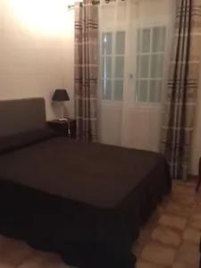 Villas Villa familiale avec piscine a Milhaud - 100 m²_2 : photos des chambres