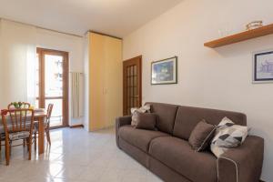 De Angeli San Siro Large two-room apartment